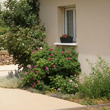 Acaba D'entrar לינה וארוחת בוקר 3*