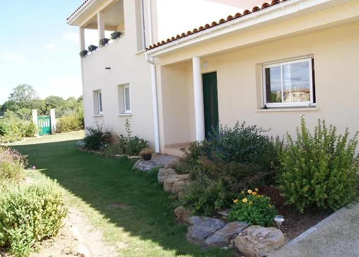 Acaba D'entrar Bed & Breakfast