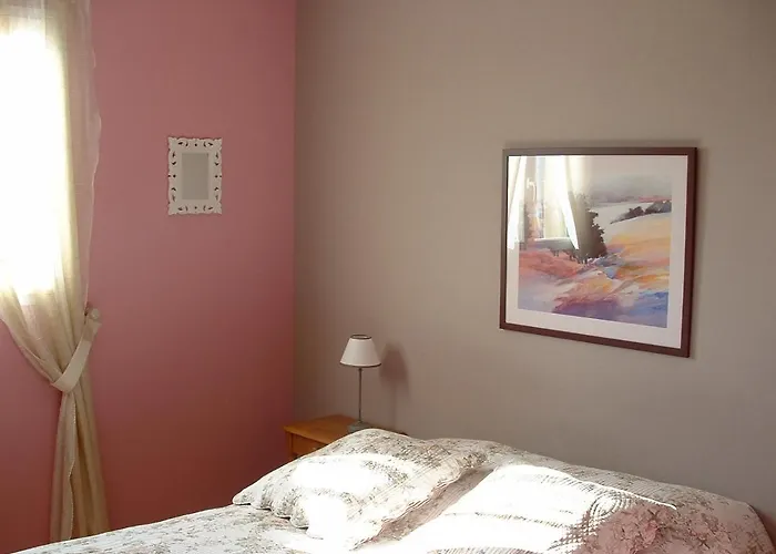 Bed & Breakfast Acaba D'entrar 3*